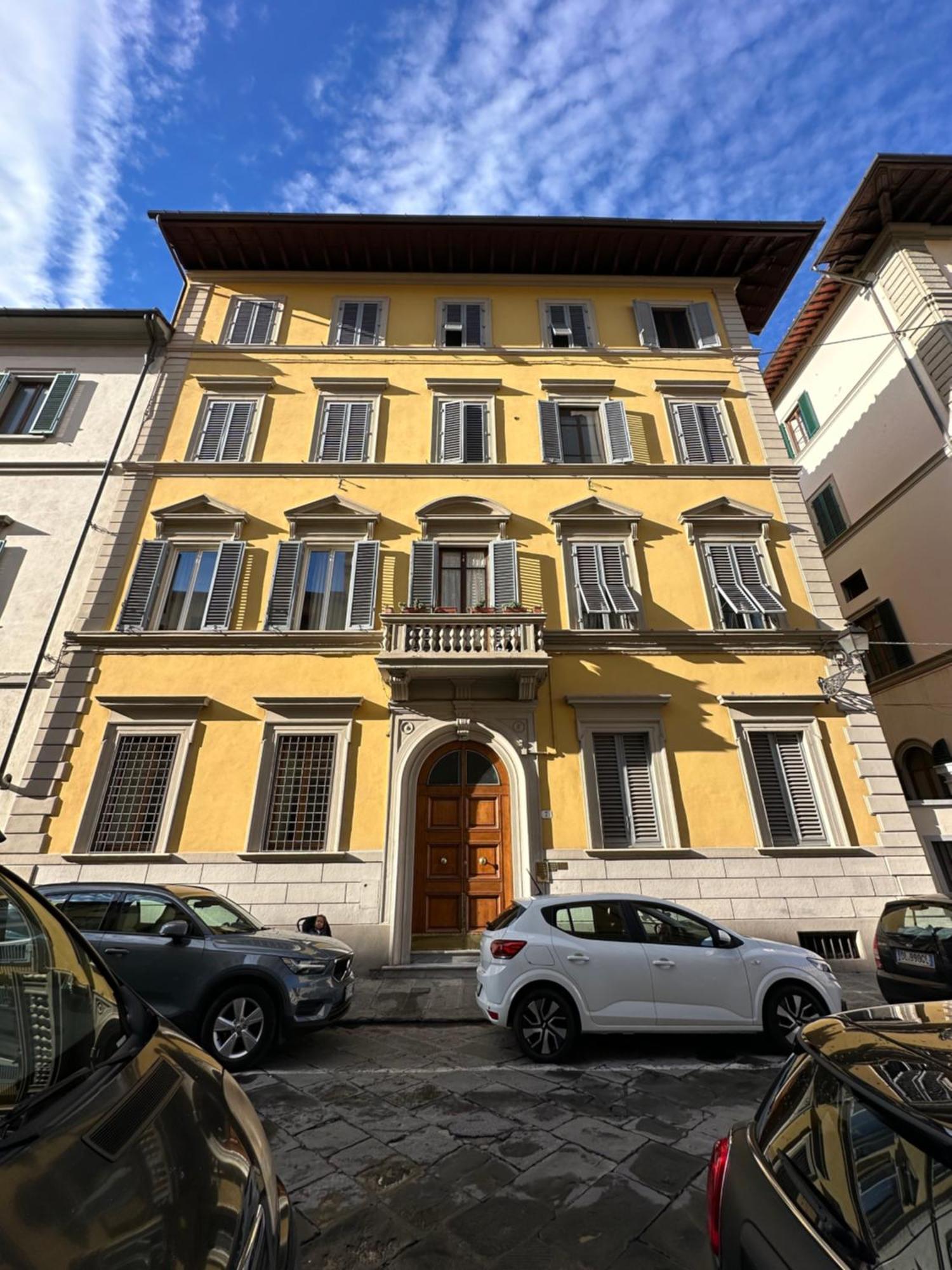 Poggi 7 * Firenze